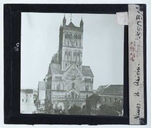 Neuss, Quirinus-Münster : Außenansicht von W