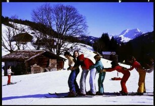 Schmocken: Skischule im Waldegg