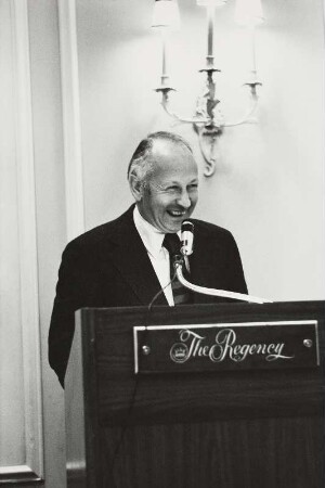 Der politische Redakteur Norman Cousins