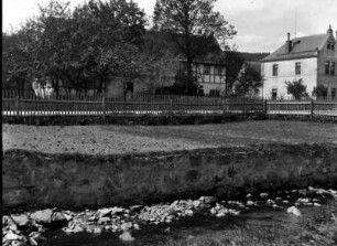 Bad Gottleuba-Berggießhübel-Markersbach. Ortsteilansicht über die Bahra