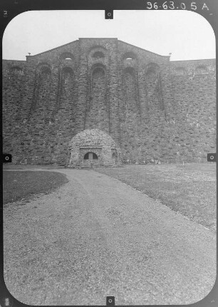 Klingenberg. Talsperre Klingenberg (1908-1914; H. Poelzig). Staumauer