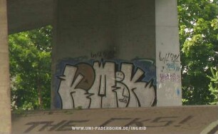 KoMiK