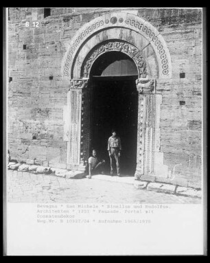 San Michele — Portal
