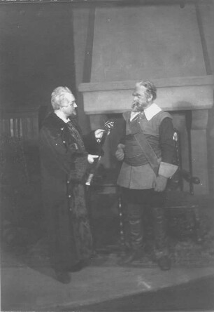 Wallensteins Tod. Dramen-Trilogie von Friedrich Schiller. Staatsschauspiel Dresden, Neueinstudierung 28.04.1927 : Friedrich Lindner als Octavio Piccolomini und Walther Kottenkamp als Buttler
