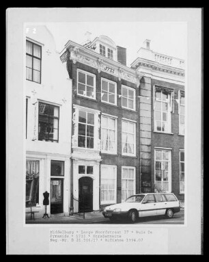 Huis De Pyramide