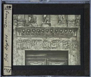 Pisa, Baptisterium : Hauptportal, Türsturz