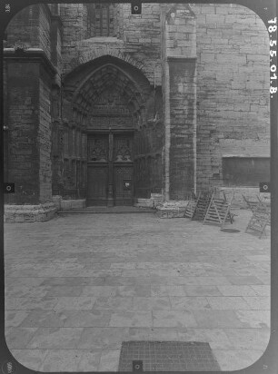 Bad Langensalza. Marktkirche St. Bonifatius (Baubeginn 13. Jh.). Westportal