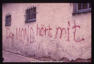Der MOND hört mit