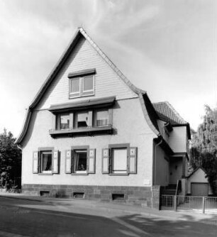 Wohnhaus; Alsfeld, Marburger Straße 19