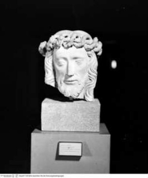 Kopf eines Christus mit Dornenkrone