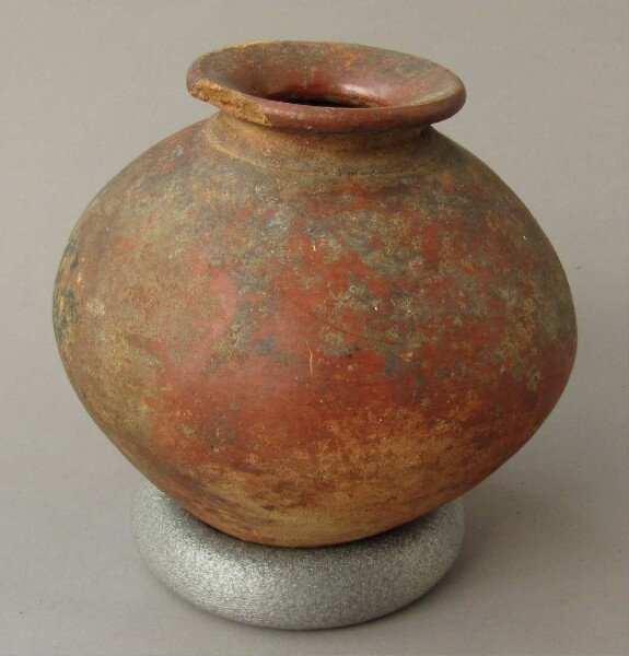 Clay vessel