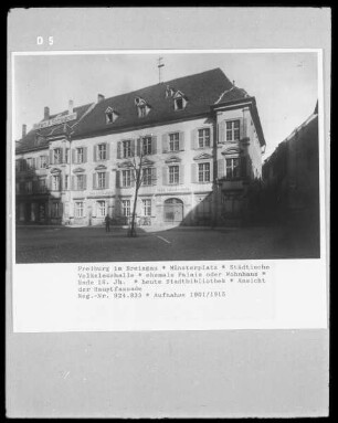 Städtische Volkslesehalle