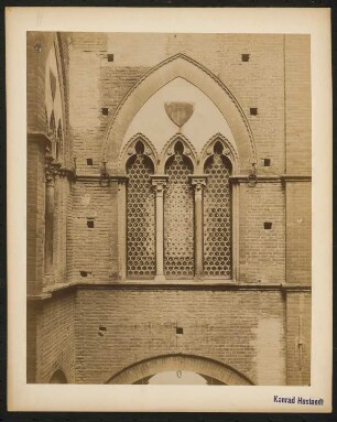 Palazzo Pubblico, Siena: Ansicht eines Fensters im Innenhof