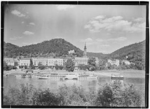 Bad Schandau. Schiff "Ernst Thälmann"