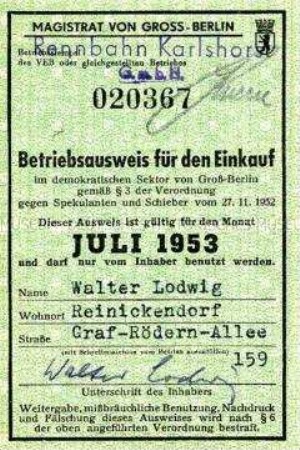 Einkaufsausweis des Magistrats für einen in West-Berlin wohnenden Beschäftigten der Rennbahn Karlshorst (Ost-Berlin)