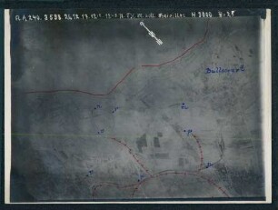 Foto eigener und gegnerischer Stellungen bei Bullecourt zwischen Arras und Cambrai (Luftbild)