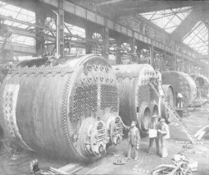 Kombinierter Zweiflammrohr-Rauchrohr-Schiffskessel, im Bau (Borsig, Tegel) : Technikgeschichte | Maschinenbau | Verkehrswesen | Schiffbau