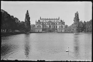 Dresden. Palais im Großen Garten