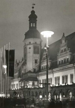 Leipzig. Altes Rathaus zur Frühjahrsmesse 1966 bei Nacht