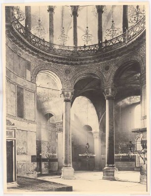 Hagia Sophia, Konstantinopel: Perspektivische Ansicht des Innenraums: Konche des Hauptschiffes