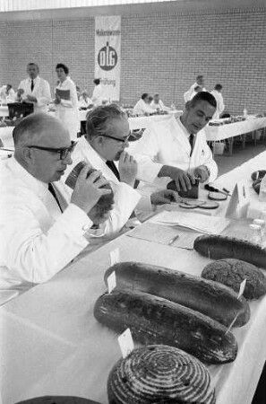 10. Qualitätsprüfung der Deutschen Landwirtschaftsgesellschaft für Brot- und Backwaren in Karlsruhe.