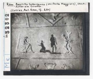 Rom, Basilica Sotteranea: Stuckdekor am Gewölbe
