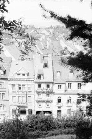 Freiburg: Neubau im Sanierungsgebiet, Schloßbergring 8, Architekt Lange