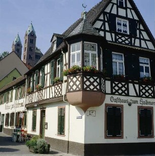 Speyer. Gasthaus zum Halbmond. Übereckansicht