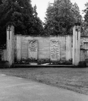 Koehler/Rummel; Darmstadt, Alter Darmstädter Friedhof III Mauer 106/106a