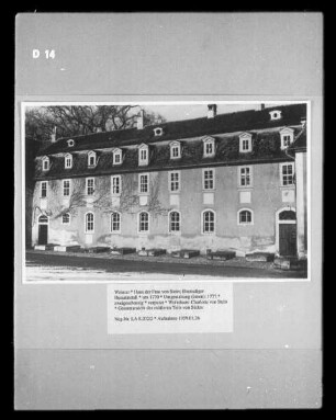 Haus der Frau von Stein & Ehemaliger Husarenstall