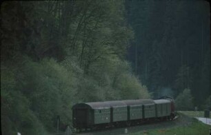 Wildberg Talmühle Lok 211 198 N PF-Eutingen B3yg-Wagen Ganzstahl-Gepäckwagen