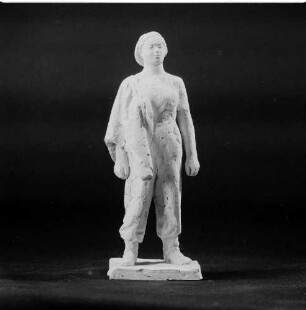 Modellentwurf der Traktoristin : Modellentwurf der Traktoristin. Gips (vor 1953; W. Arnold)