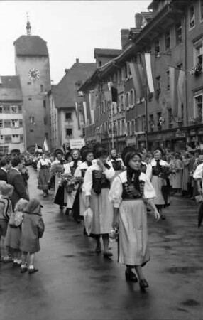 Waldshut: 489. Waldshuter Chilbi; Trachten; Festzug