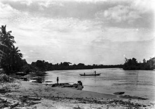 Der Río Ekuku : Blick auf den Río Ekuku kurz vor seiner Mündung in den Atlantik.