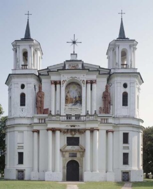 Katholische Kirche der Heiligen Dreifaltigkeit, Tarłów, Polen
