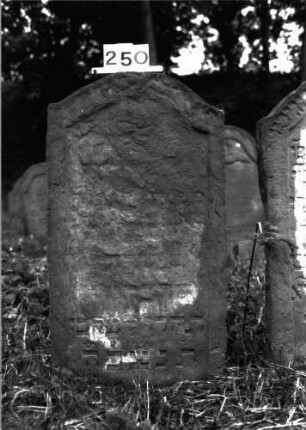 Grabstein 250