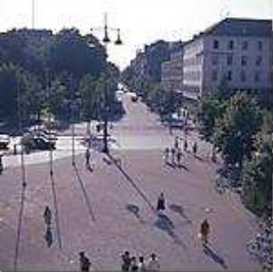 Hansjakob, Gottfried; Augsburg - Innenstadt, Königsplatz, Ernst-Reuter-Platz; Königsplatz und Fußgängerzone - Königsplatz (nördlicher Abschnitt), Platzgestaltung Richtung Bahnhofstraße