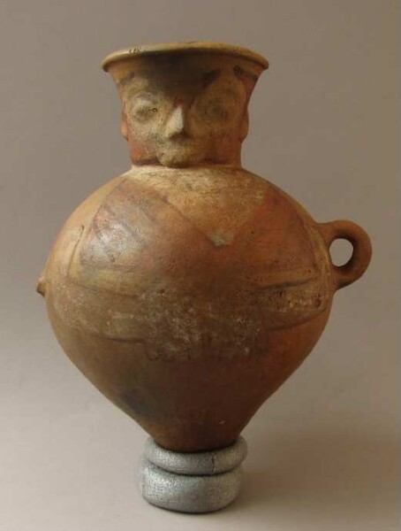 Clay vessel