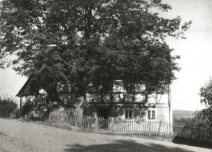 Klipphausen-Rothschönberg. Wohnhaus. Straßenansicht