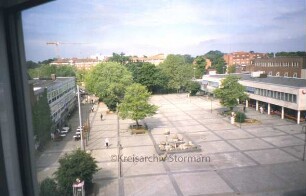 Rathaus: Blick auf Marktplatz