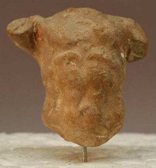 Torso eines Zwergen als Faustkämpfer