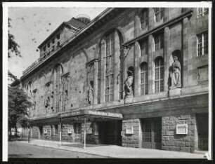 Kurfürsten Oper (auch: Deutsches Künstlertheater, Staatstheater Kleines Haus Nürnberger Strasse), Berlin: Ansicht von Norden
