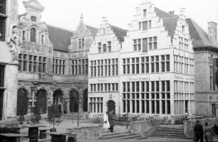 Brüssel: belgisches Dorf um 1900, Rathaus