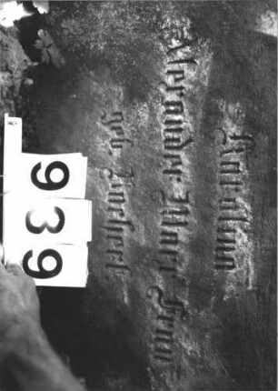 Grabstein 939 (Detailaufnahme 2)