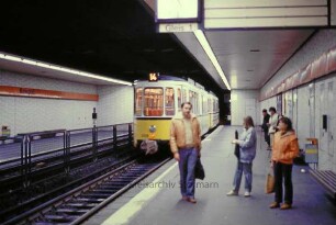 Stuttgart: Degerloch: Stadtbahn