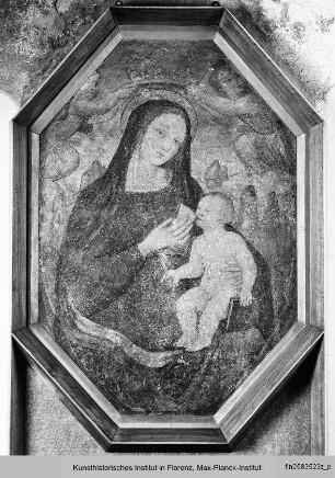 Madonna lactans