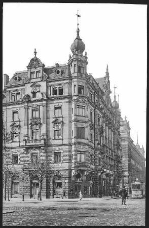 Dresden. Kaffee Amtshof, Sachsenplatz