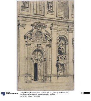 München: Portal der Michaelskirche