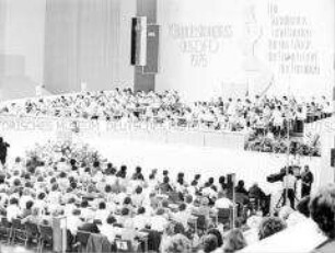 Plenum beim 10. Bundeskongress des DFD in Berlin (Ost)