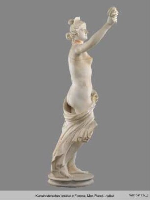 Flora (unter Verwendung eines antiken Torsos)